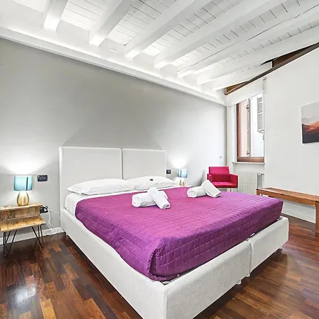 Apartment Carducci Chic Apartment- Verona