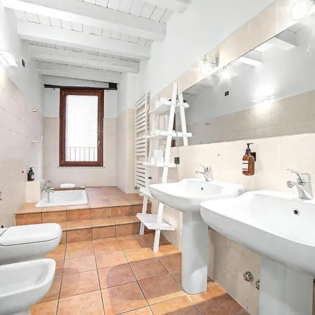 Appartamento Carducci Chic Apartment- Verona