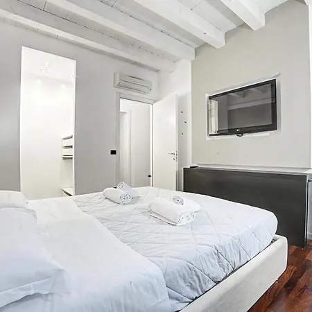 Carducci Chic Apartment- Appartamento Verona